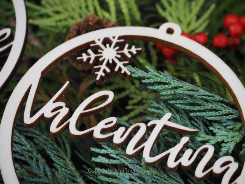 meissner-floristikAverage rating: 0 reviews Christbaumschmuck individualisiert Holz Namen