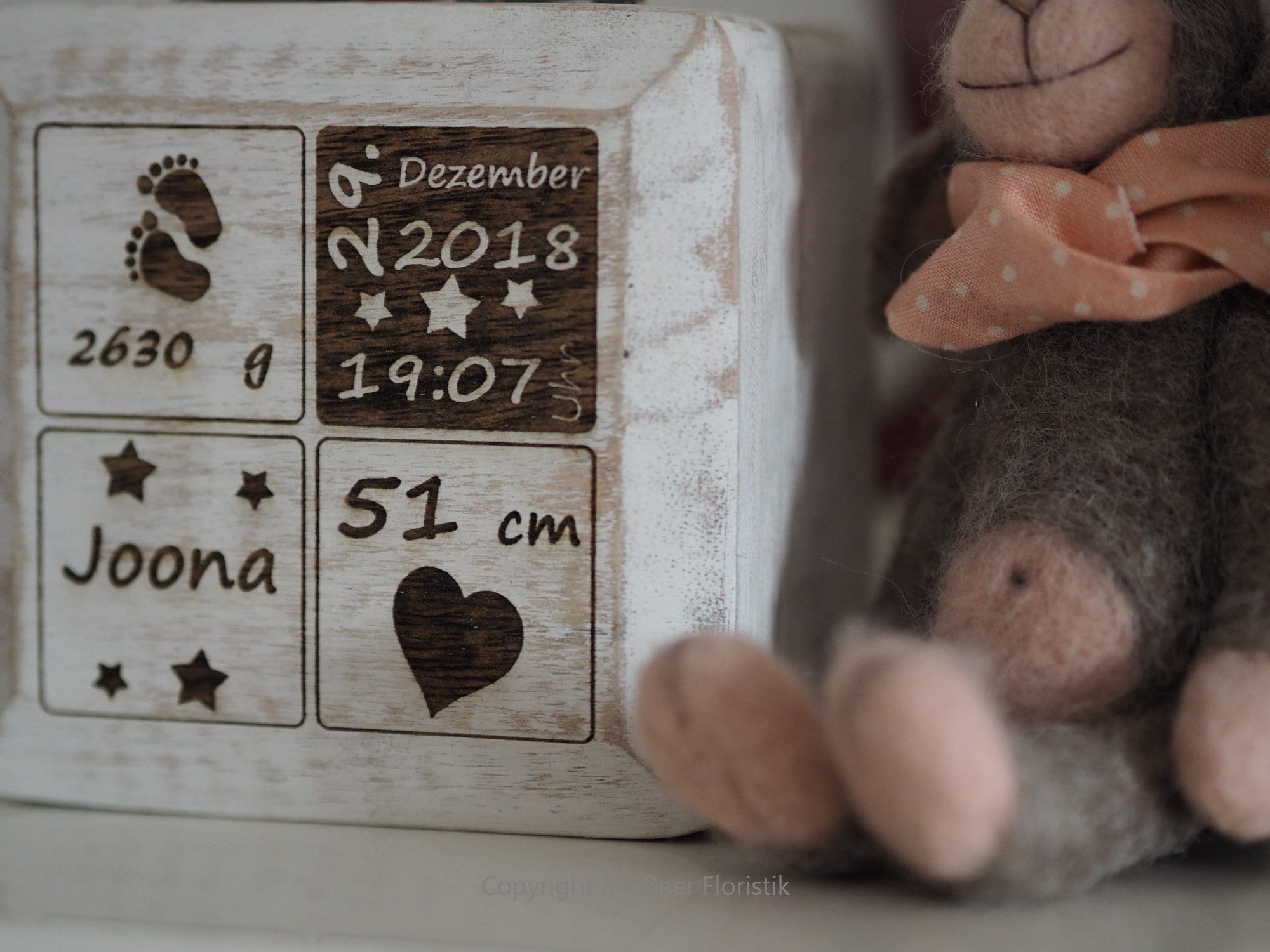 Geschenk zur Geburt, Holzkästchen mit Gravur, Baby Geschenk personalisiert