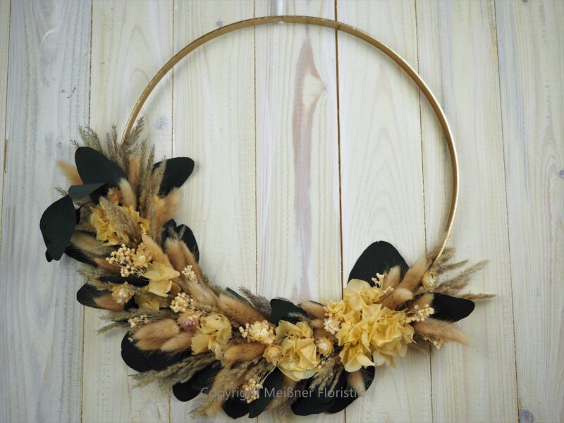 Hoop Loop Trockenkranz Trockenblumen Wandkranz Türkranz Flowerhoop 25 / 35 oder 45 cm Durchmesser creme Hoop Loop Trockenkranz Trockenblumen Wandkranz Türkranz Flowerhoop 25 / 35 oder 45 cm Durchmesser creme