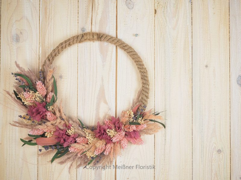 Hoop Loop Türkranz Flowerhoop Trockenblumen 25 cm Rosa Lavendel Hoop Loop Türkranz Flowerhoop Trockenblumen 25 cm Rosa Lavendel