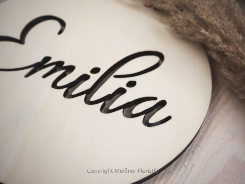 personalisiertes Namensschild Holz, Namensschild ausgestanzt