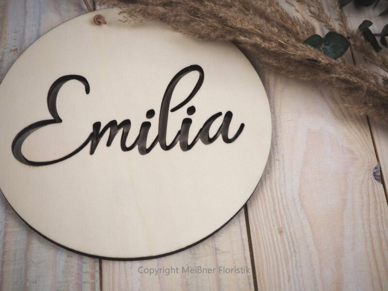 personalisiertes Namensschild Holz, Namensschild ausgestanzt