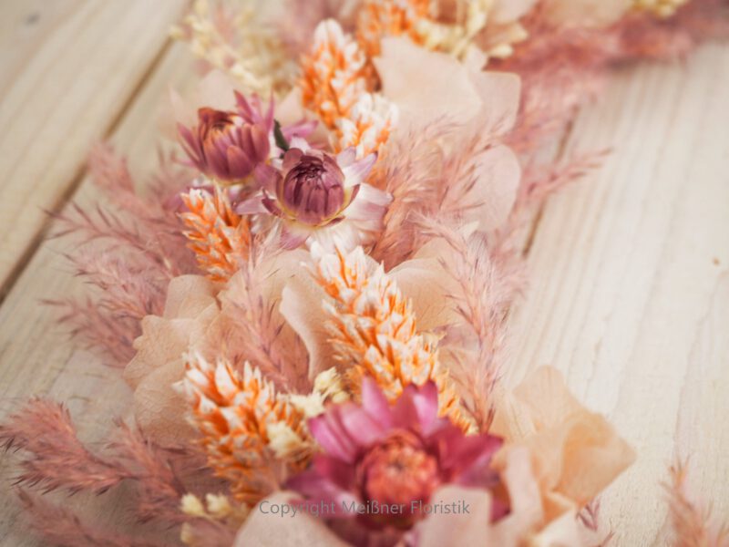 personalisiertes Ring Lieblingsmama / Lieblingspapa aus Holz mit Trockenblumen rosa peach personalisiertes Ring Lieblingsmama / Lieblingspapa aus Holz mit Trockenblumen rosa peach
