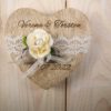 Personalisiertes Ringkissen Hochzeit, vintage Holz Herz Ringkissen creme Spitze Personalisiertes Ringkissen Hochzeit, vintage Holz Herz Ringkissen creme Spitze