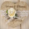 Personalisiertes Ringkissen Hochzeit, vintage Holz Herz Ringkissen creme Spitze Personalisiertes Ringkissen Hochzeit, vintage Holz Herz Ringkissen creme Spitze