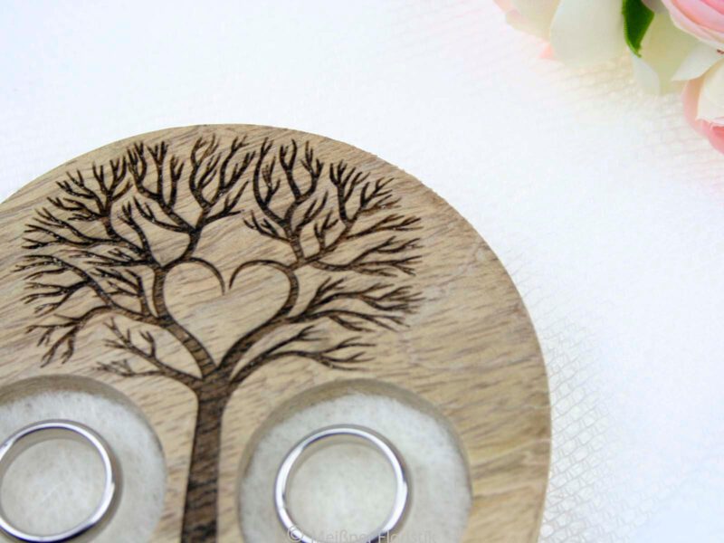 Personalisiertes Ringkissen Holz, alternatives Ringkissen aus Holz mit Baum und Herz graviert individuelles Ringkissen graviertes Ringkissen