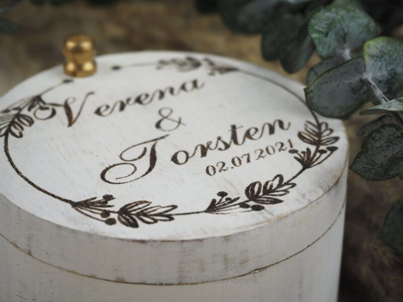 Personalisiertes Ringkissen, Ringkästchen graviert, Holz Ringkästchen weiß,