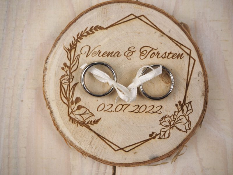 Ringkissen Holz Baumscheibe / Astscheibe vintage boho Ringkissen Holz Baumscheibe / Astscheibe vintage boho