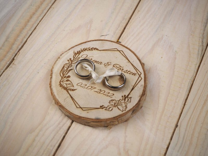 Ringkissen Holz Baumscheibe / Astscheibe vintage boho Ringkissen Holz Baumscheibe / Astscheibe vintage boho