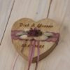 Ringkissen Holz Herz lila flieder Ringkissen Holz Herz lila flieder