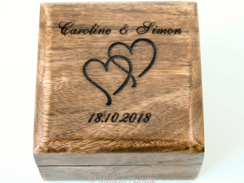 Ringkissen / Ringkästchen / Ringbox Mangoholz