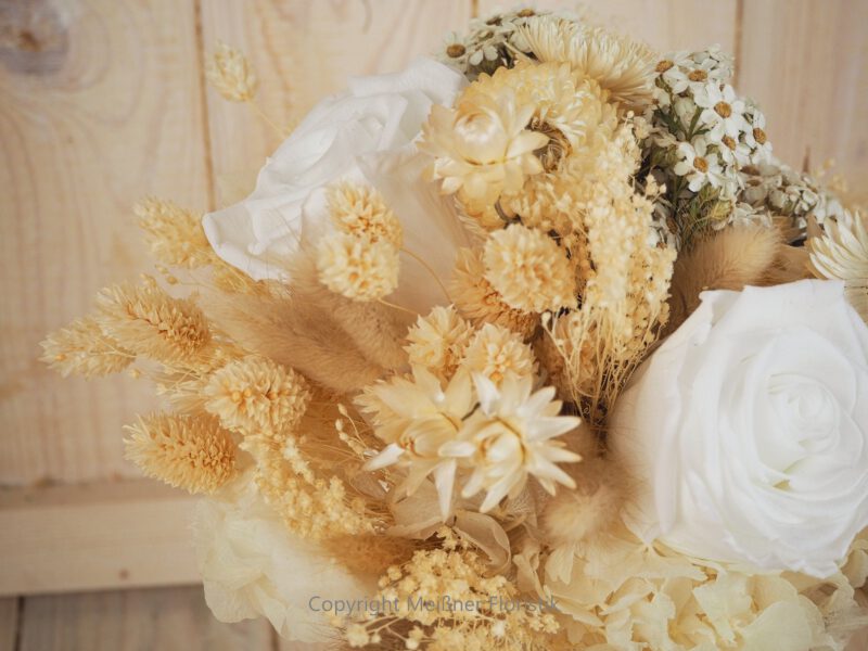 Trockenblumenstrauß Trockenblumen Strauß Trockenblumenstrauß Trockenblumen Strauß