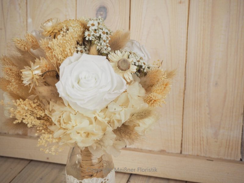 Trockenblumenstrauß Trockenblumen Strauß Trockenblumenstrauß Trockenblumen Strauß
